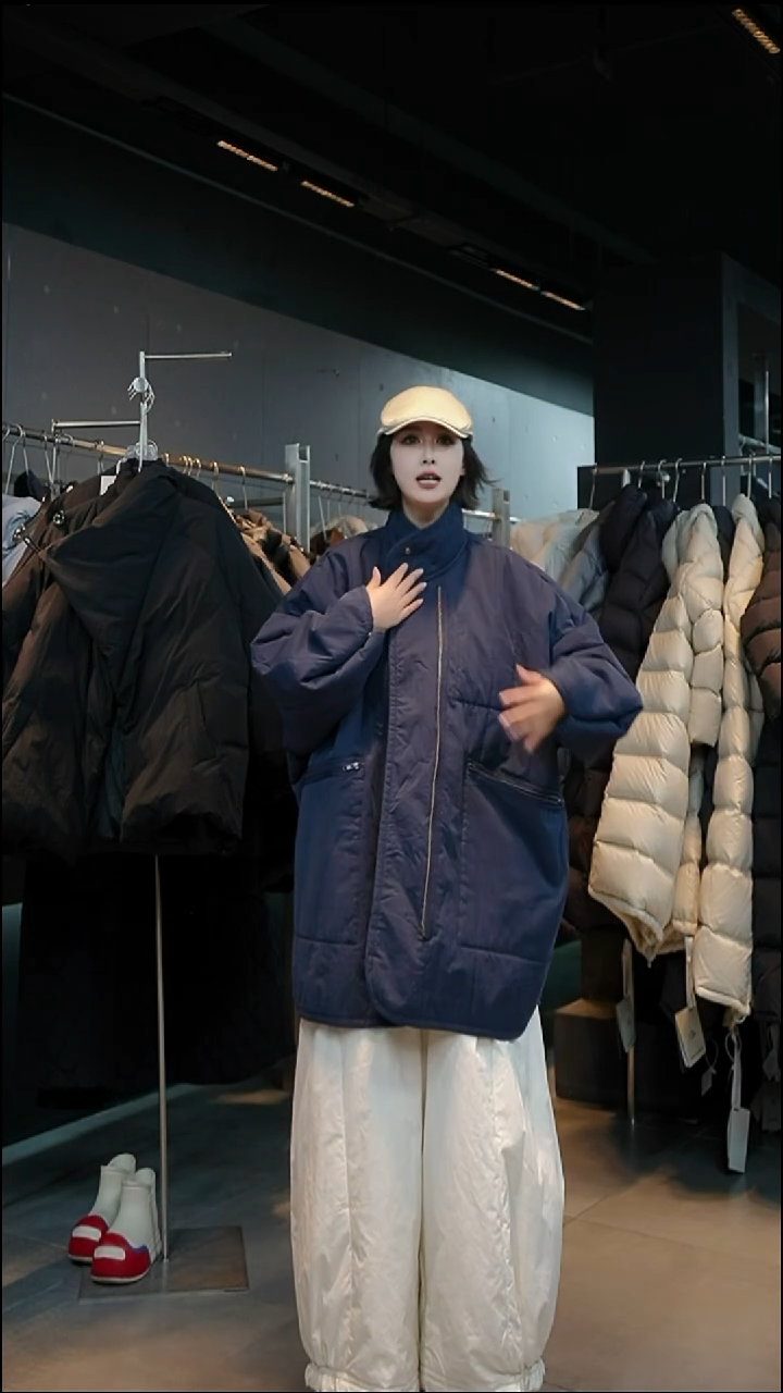 蓝色外套蓝色外套