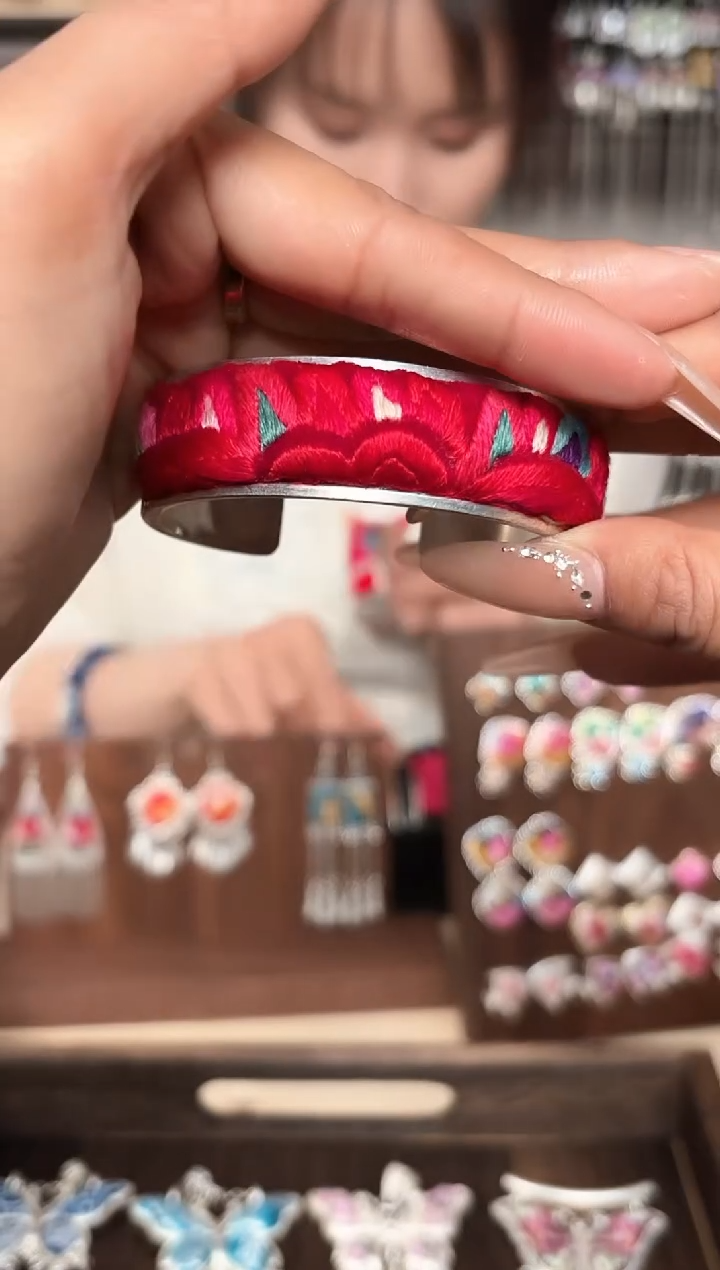 【闪购商品】织绣织绣民族风老绣日常必备耳饰288