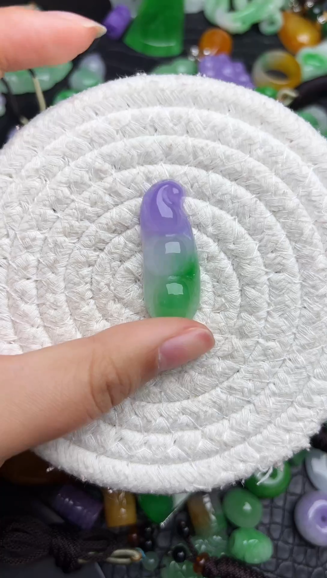 颈饰未镶嵌翡翠缅甸翡翠吊坠