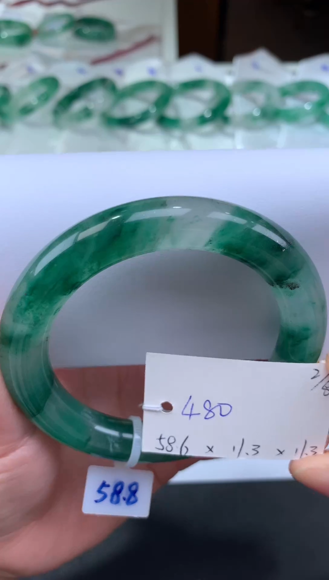 【闪购商品】石英质玉手镯未镶嵌天然玉石非洲翠手镯