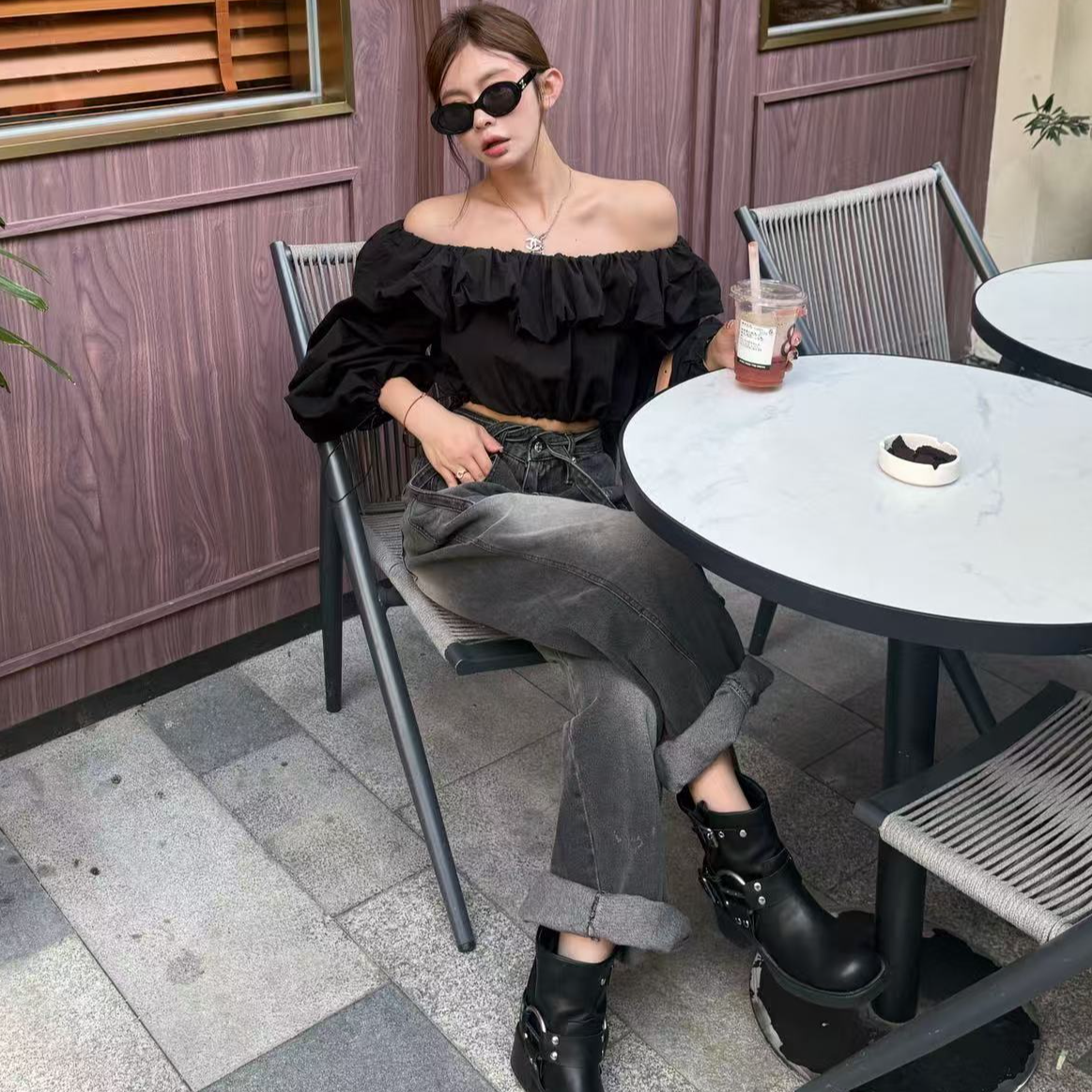 【YKL】巴黎课间 黑色一字领荷叶边上衣复古黑灰色腰带款牛仔阔腿裤