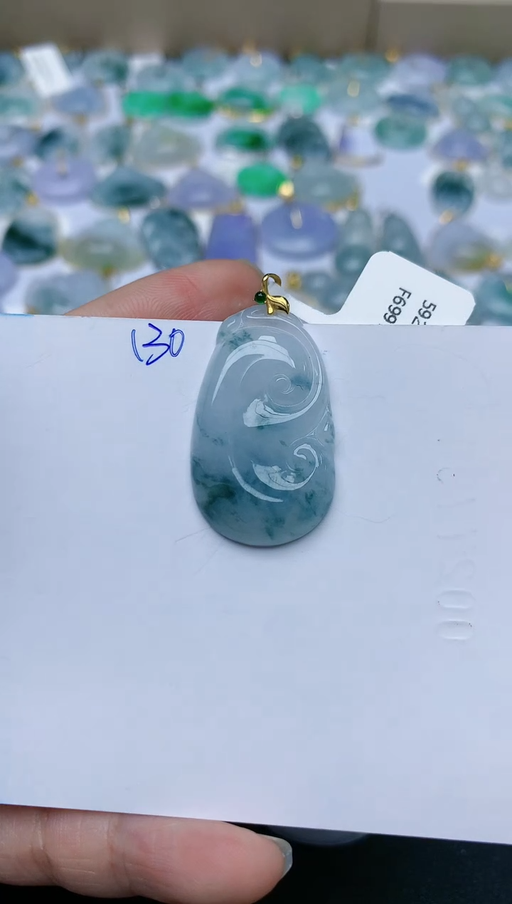 【闪购商品】翡翠颈饰18K金镶嵌天然翡翠A货    