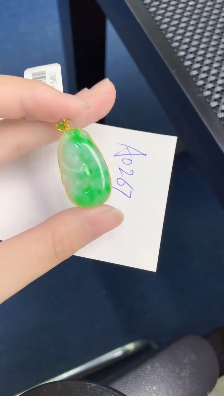 【闪购商品】翡翠颈饰18K金镶嵌000000000