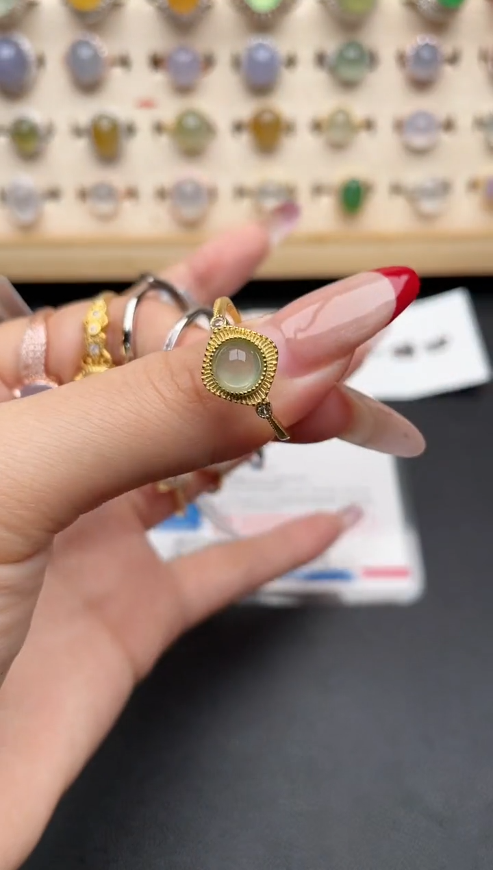 【闪购商品】翡翠戒指银S925镶嵌一物一证一礼盒