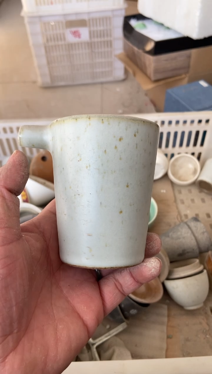 杯无运费险有瑕疵的摄影的产品有使用过的痕迹有点脏介意勿拍