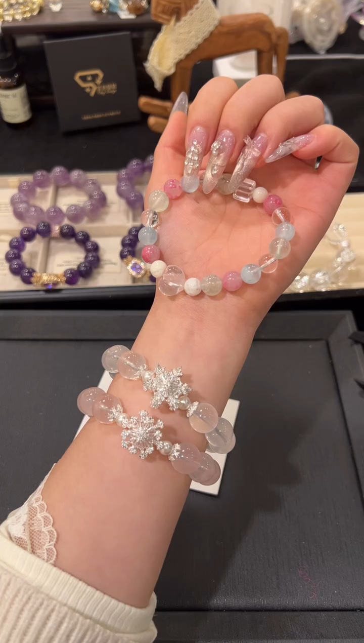 未镶嵌手链水晶多宝设计款手串