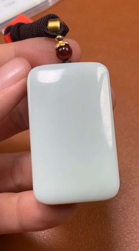 【闪购商品】和田玉2.20LL多样性拍一发一未镶嵌65