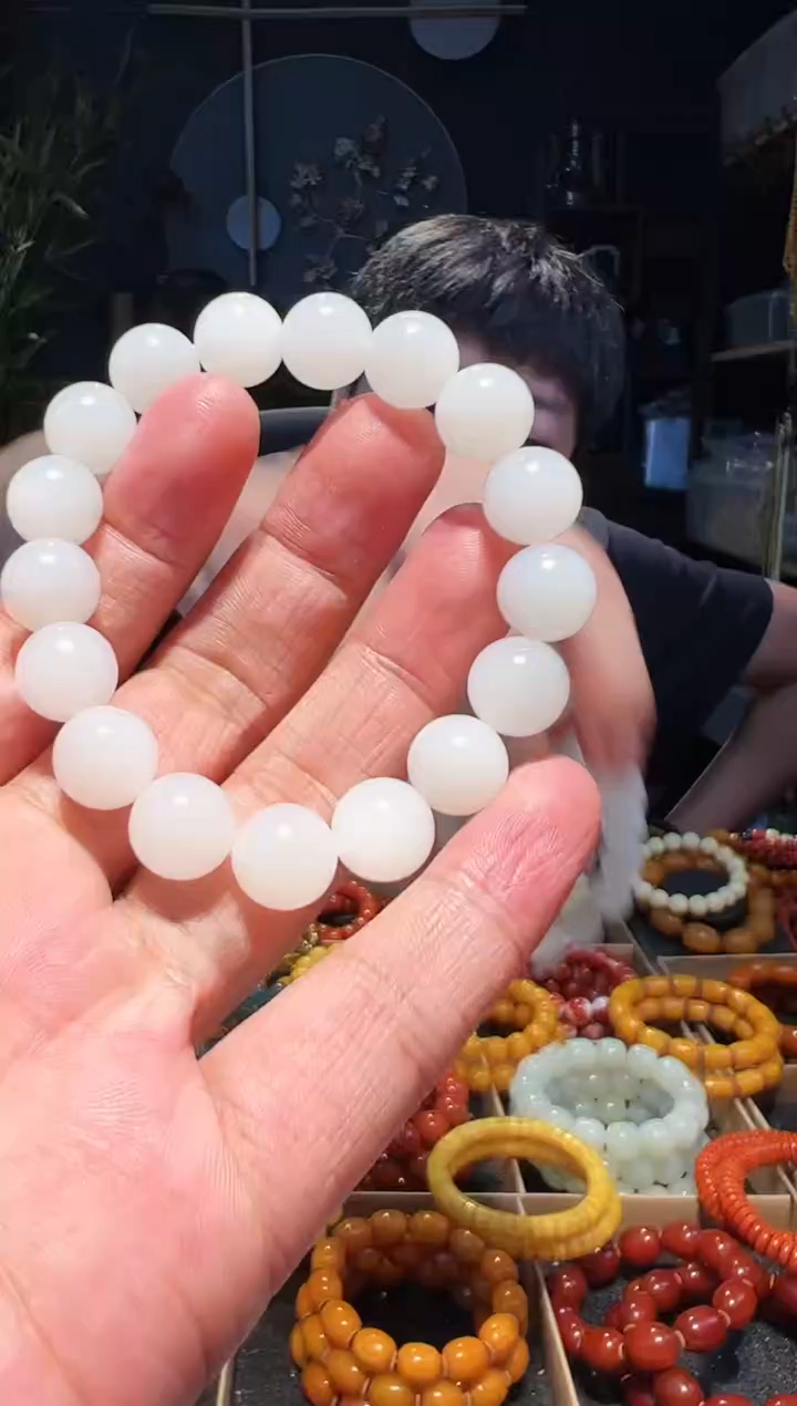 手串未镶嵌和田玉12+单圈