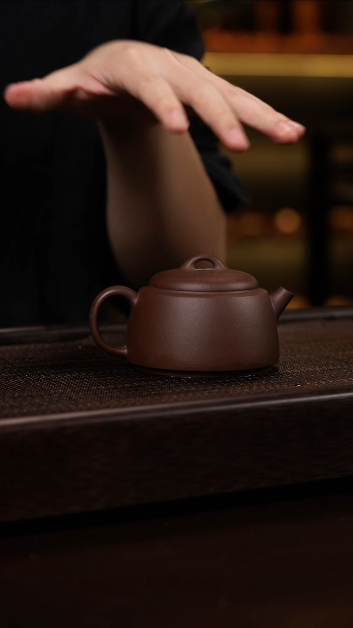 【闪购商品】紫砂茶壶紫泥井栏