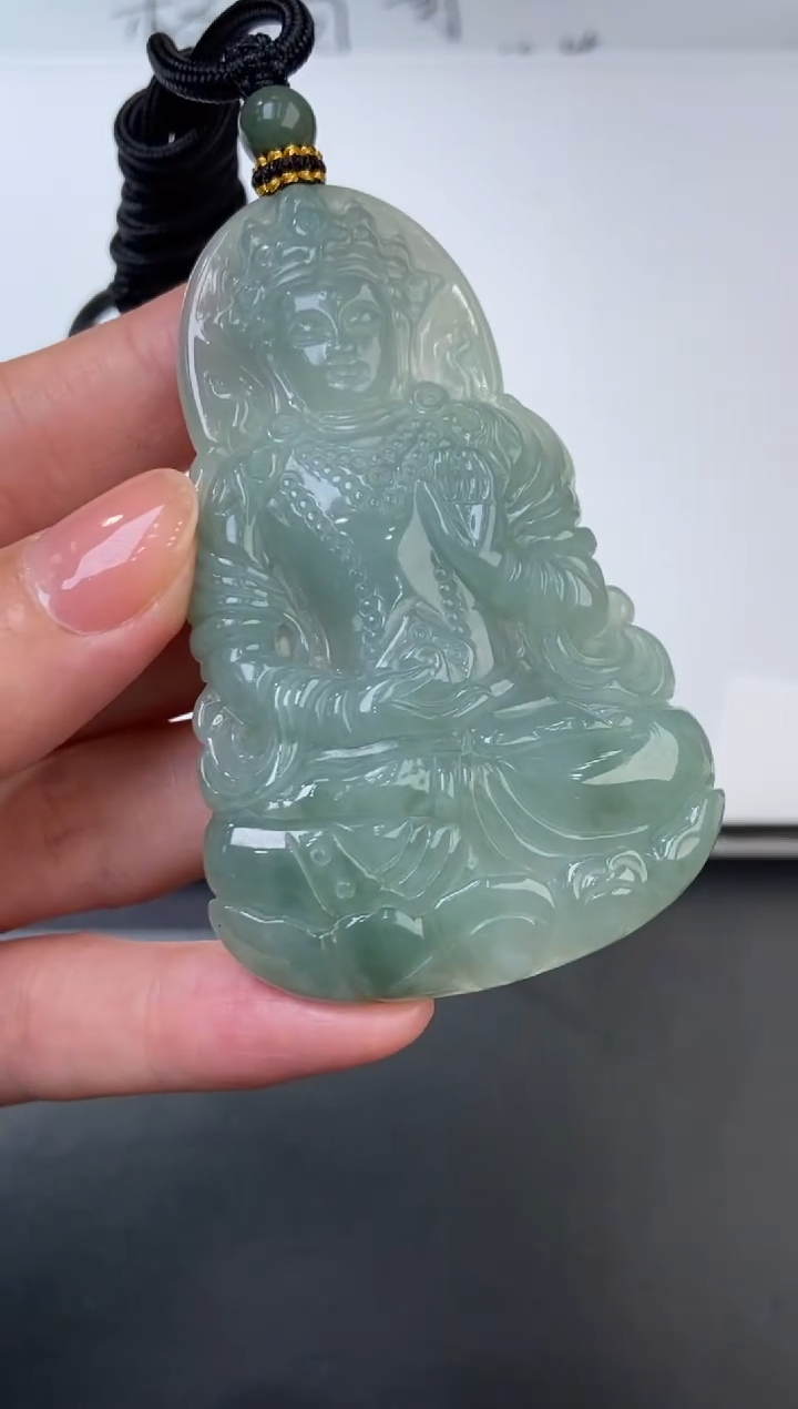 未镶嵌挂件翡翠374873   多人