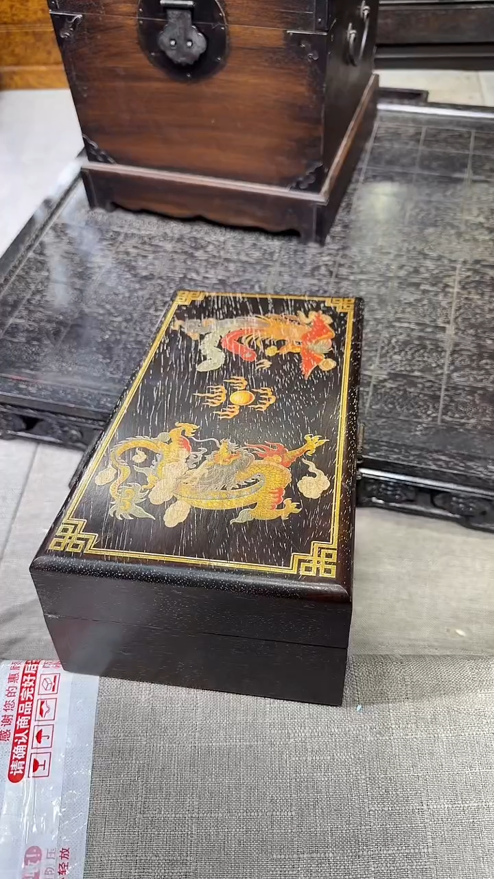 木紫檀填黄龙凤盒子111111
