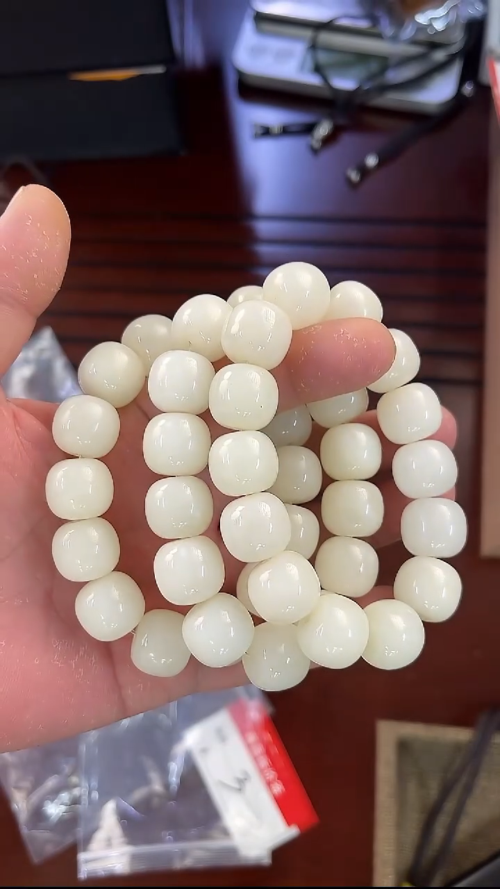 未镶嵌手链和田玉多样是发货随机发一