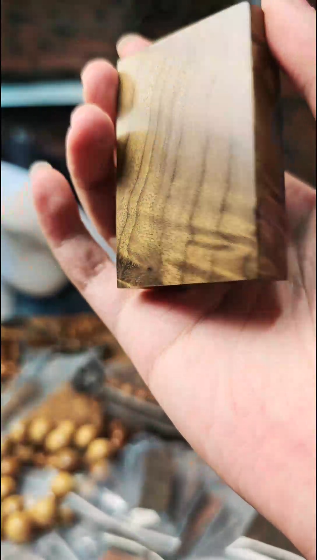 【闪购商品】金丝楠无事牌手把件