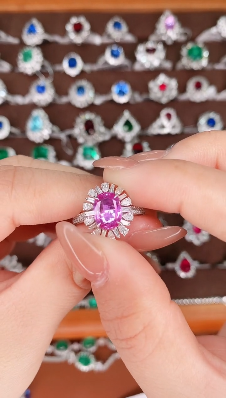 【闪购商品】彩色蓝宝石18K金戒指18K金镶嵌·