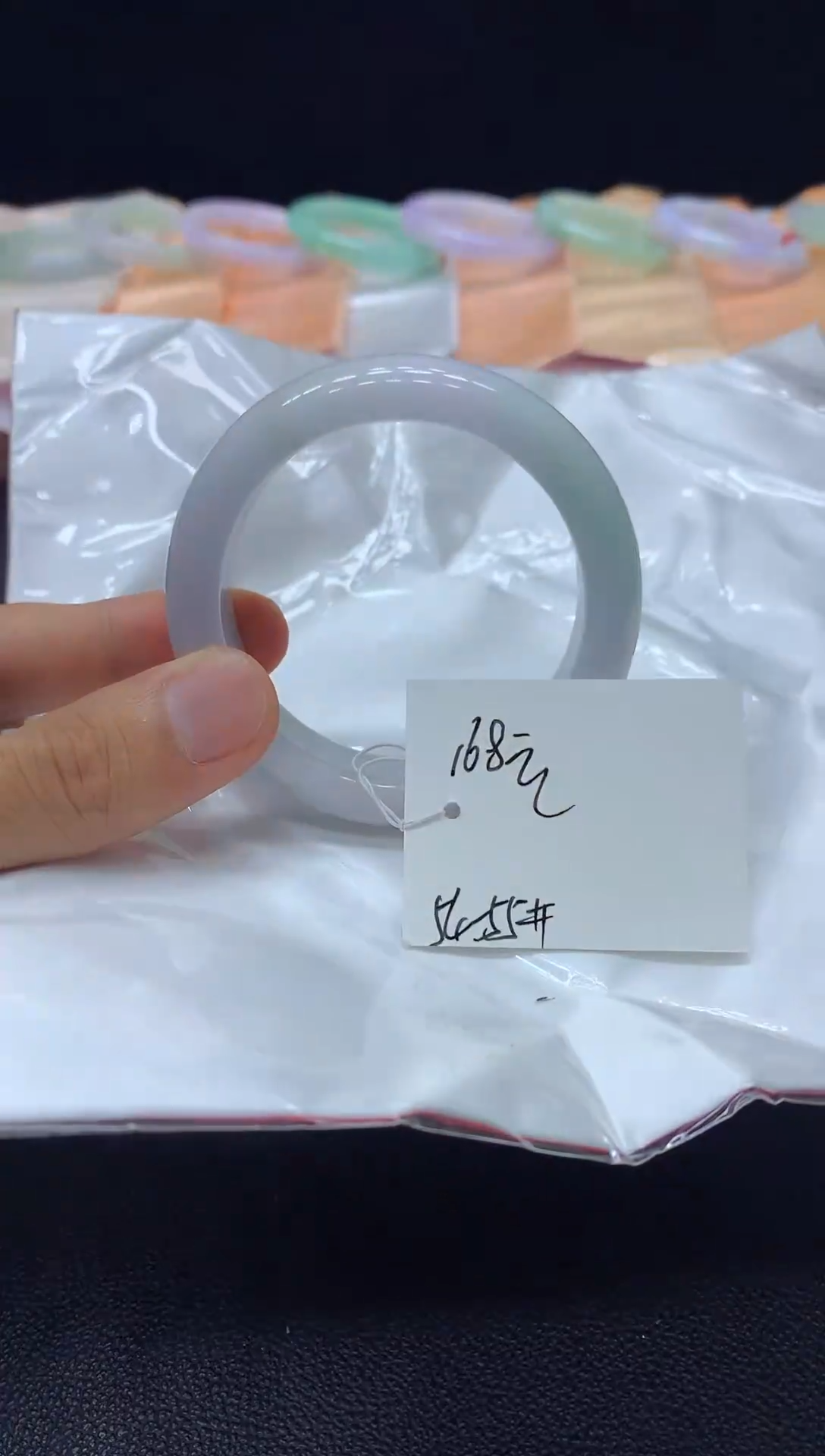 定制翡翠A货手镯未镶嵌毛货手镯需精细抛光