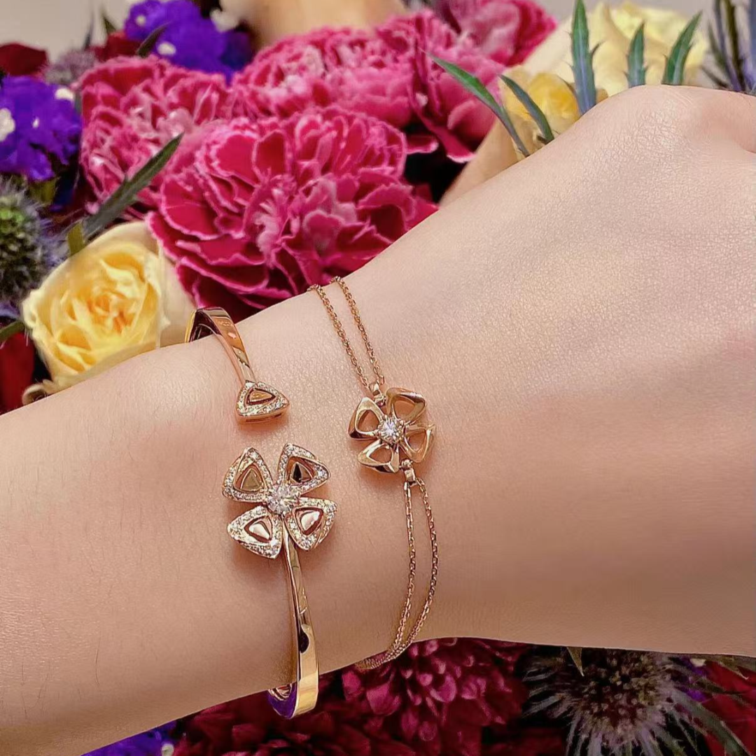 99新 BVLGARI/宝格丽 小花6珊 咏绽 镶钻手镯 18k玫瑰金S/M码20年