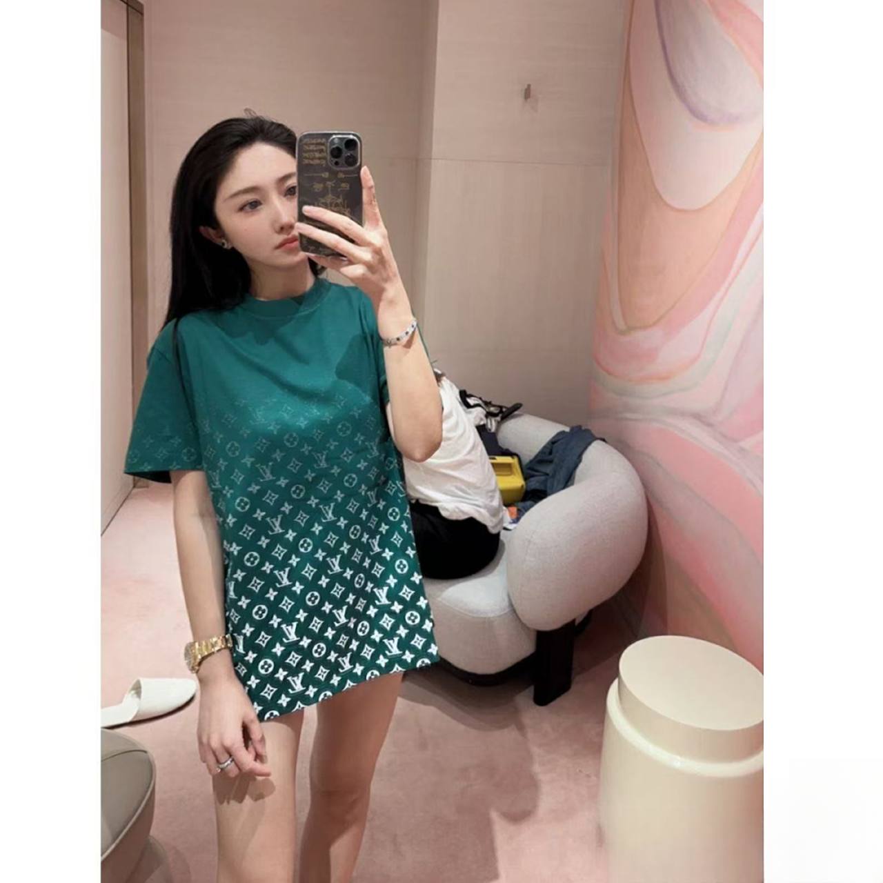 全新未使用 LouisVuitton/路易威登 亿颗潮奢 绿色满印T恤XS 4008