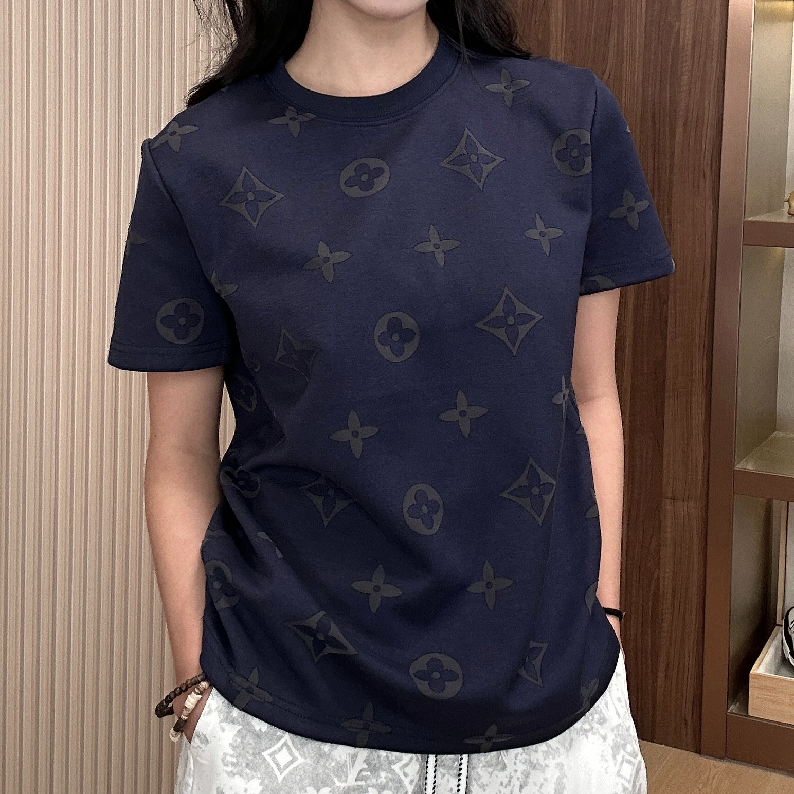 大花【菱花素缕】时尚激光烧花简约百搭短袖轻奢休闲夏季男女同款