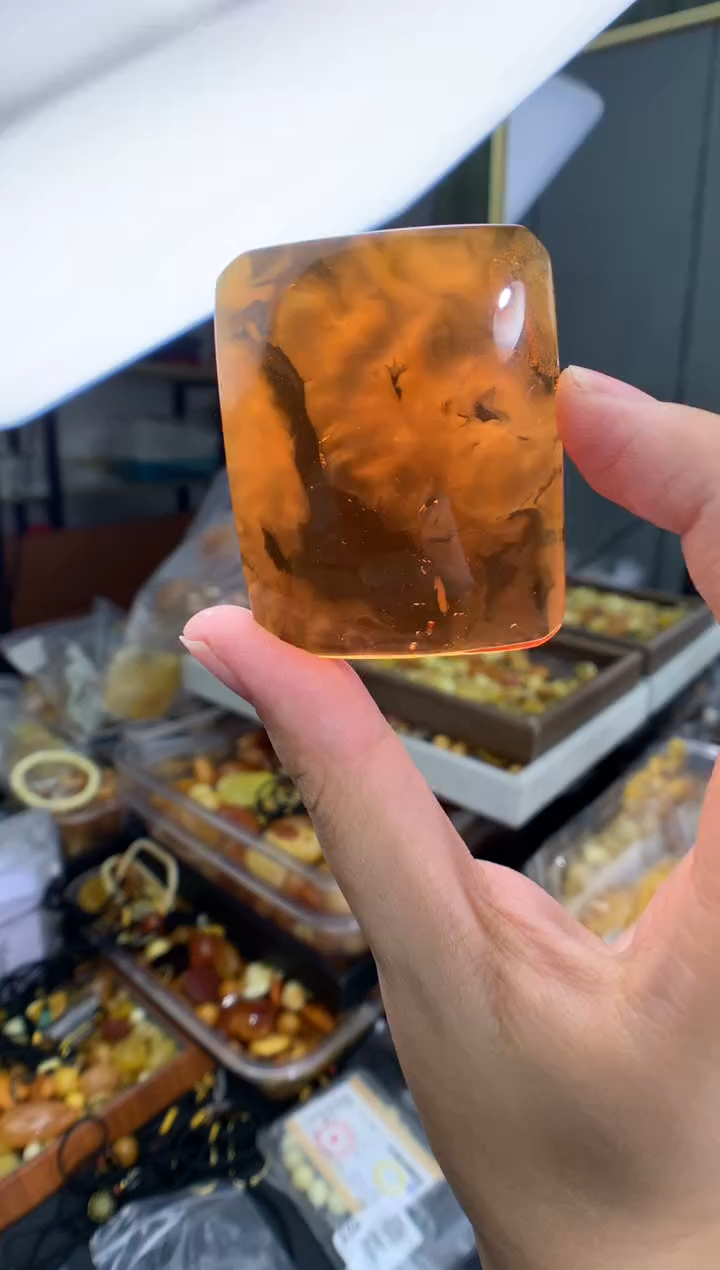 蜜蜡未镶嵌珠宝奇石1
