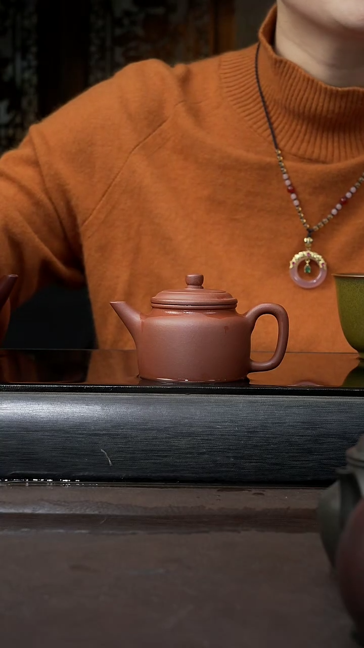 【闪购商品】紫砂茶壶紫泥 德钟100cc 016