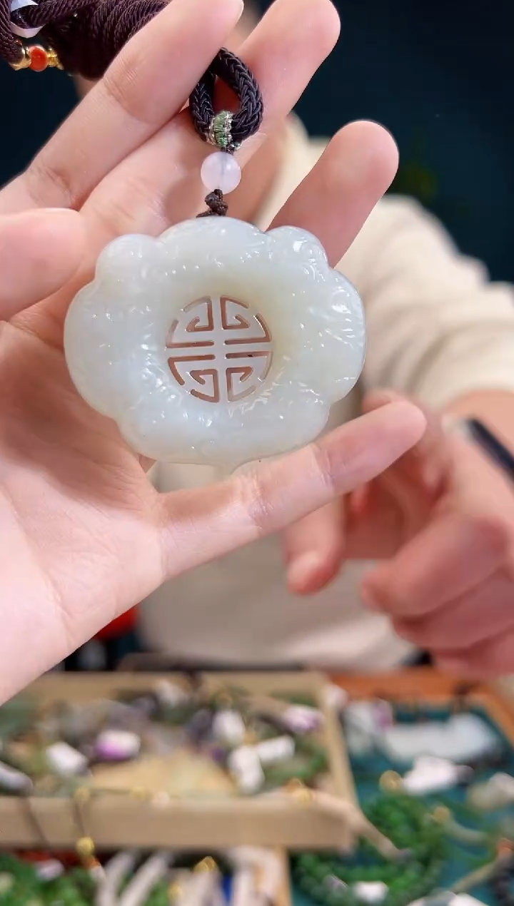 颈饰未镶嵌和田玉多样性发货 拍一单发一个