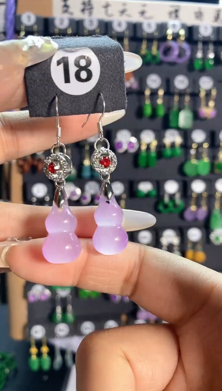 【闪购商品】翡翠耳饰银S925镶嵌18.....