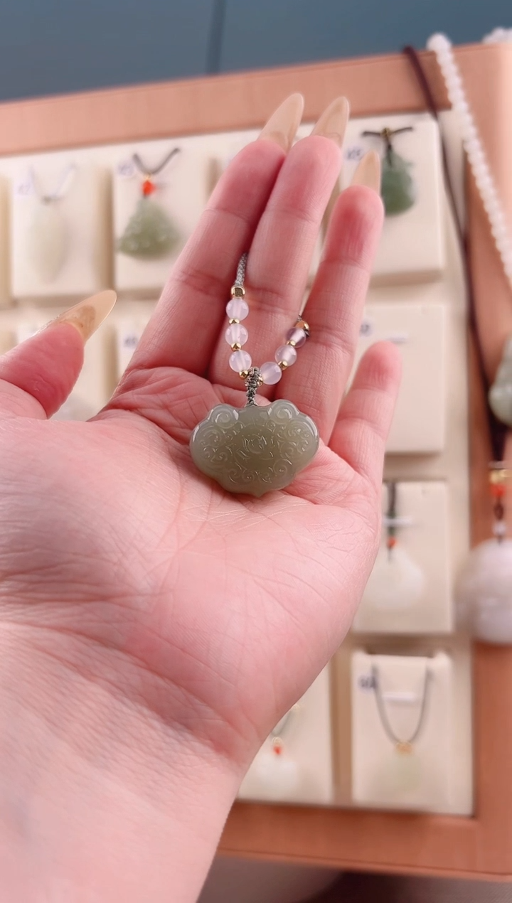 【闪购商品】和田玉吊坠(不含链)未镶嵌7