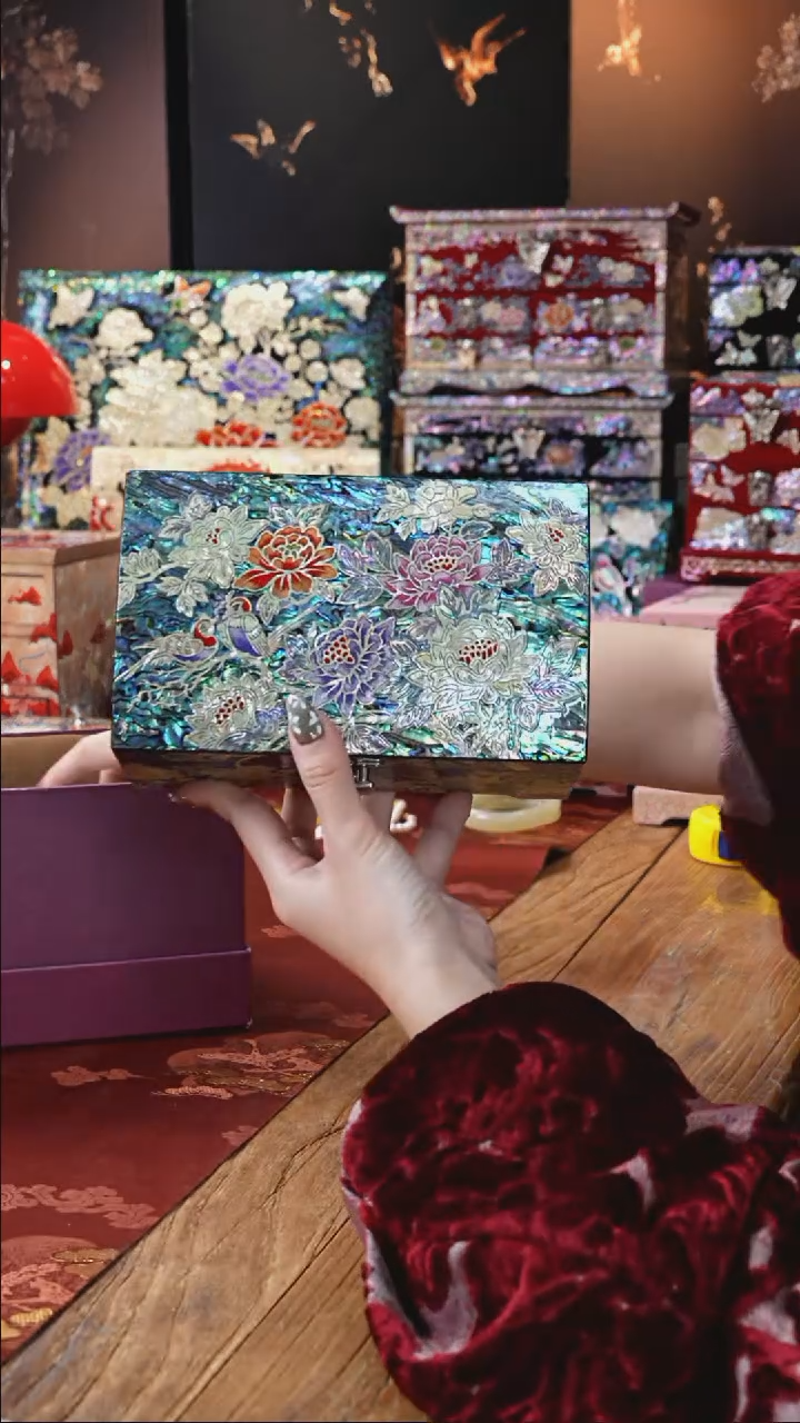 【闪购商品】瓷片豆包儿的星耀家