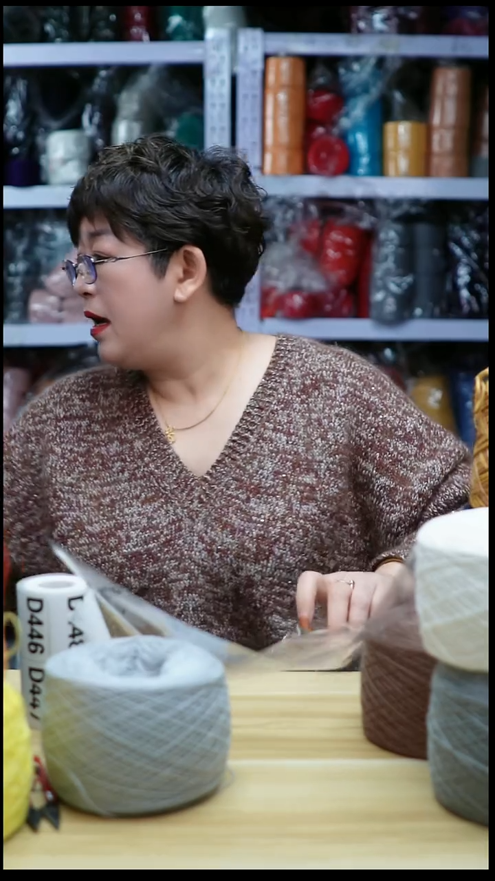 羊毛欢姐手编线D444