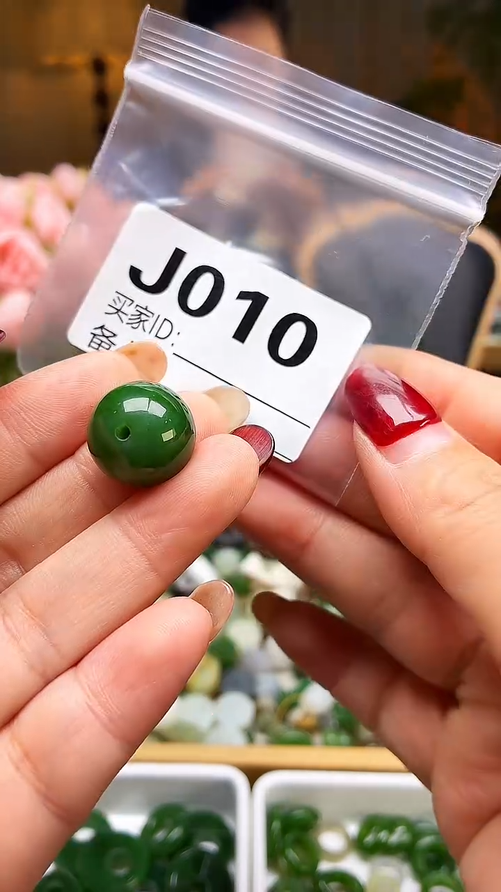 颈饰未镶嵌和田玉晓*瑜1