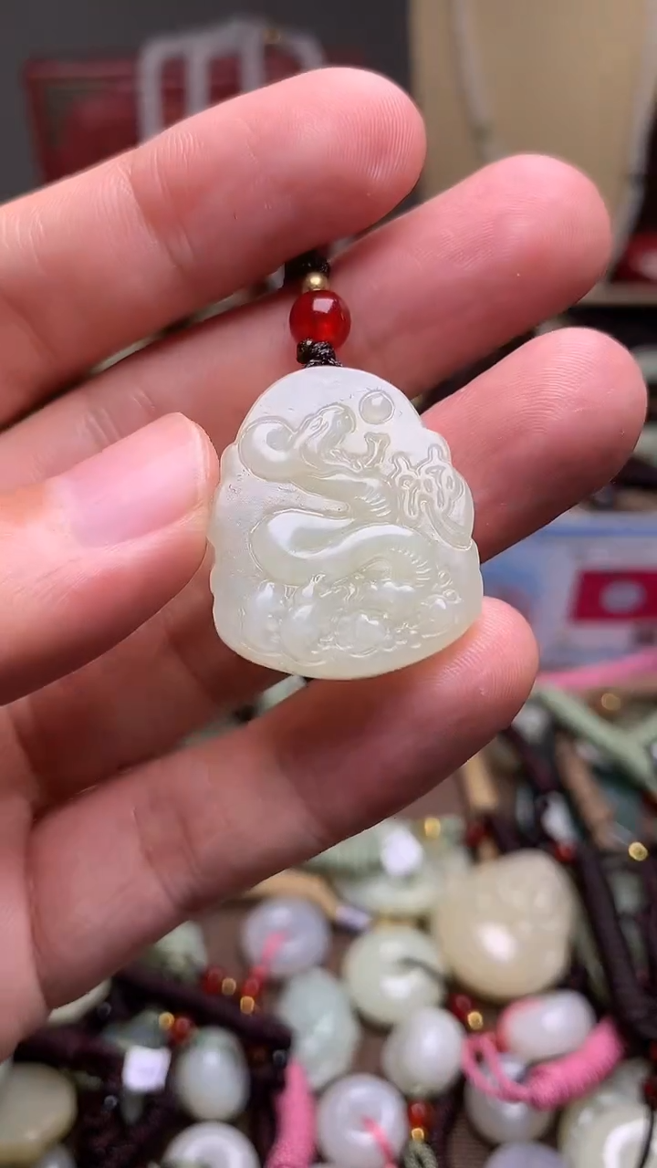 颈饰未镶嵌和田玉新疆料青海料清水和田玉吊坠