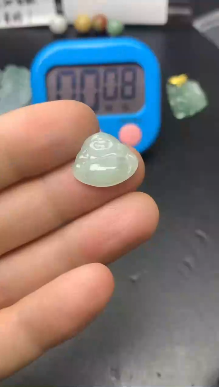 颈饰未镶嵌翡翠飞*佛公