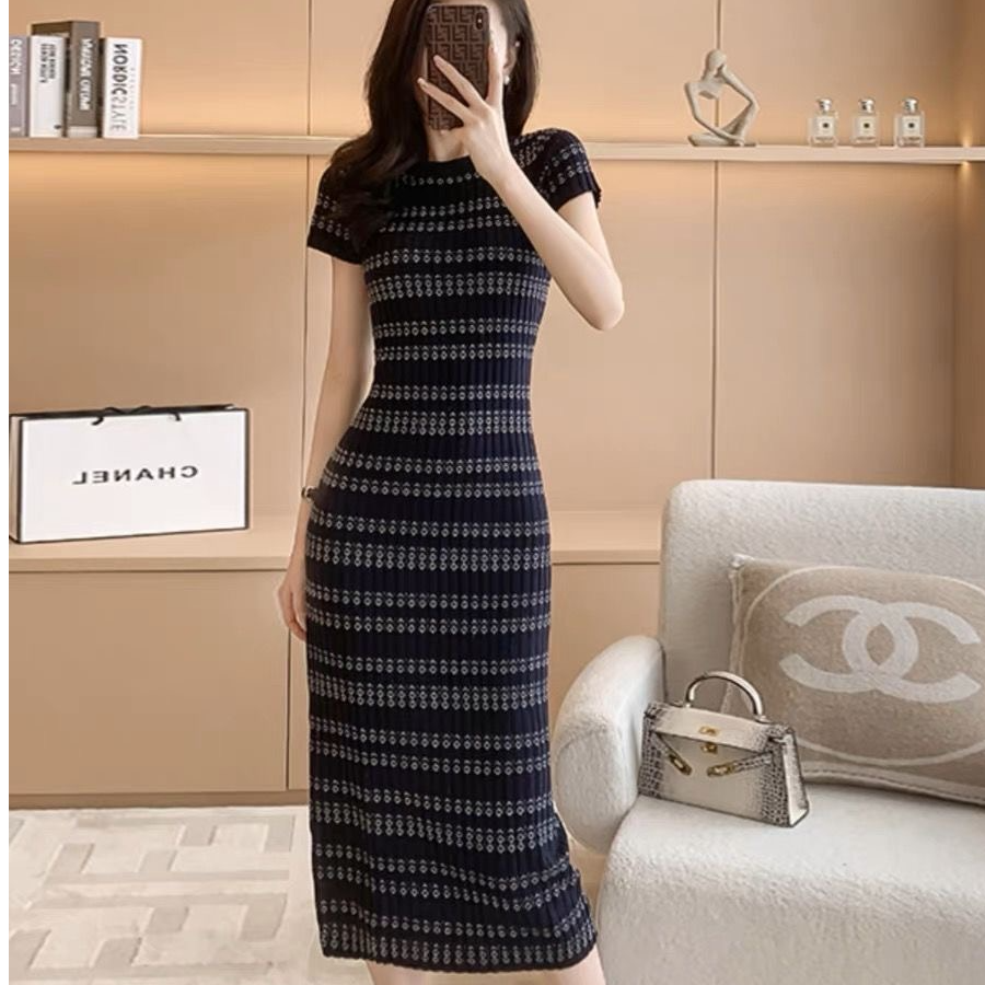 编码551-600夏季新款韩版时尚基础款裙气质显短袖瘦针织连衣裙