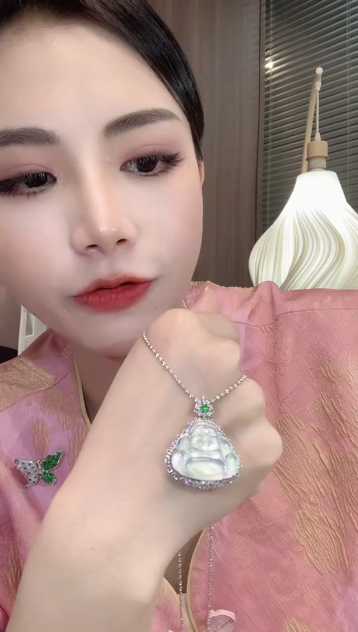 翡翠18K金镶嵌吊坠(不含链)C30