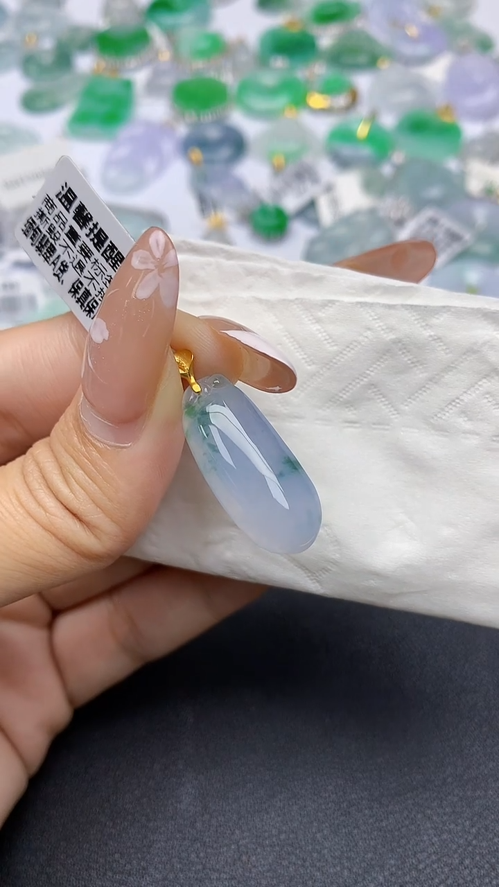 颈饰18K金镶嵌翡翠a货假一赔三支持复检百元上9元证书费自理