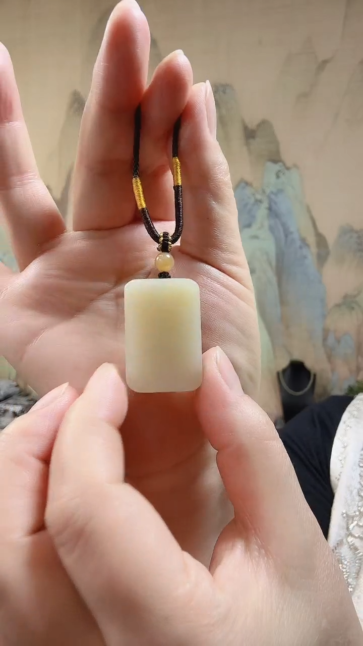 【闪购商品】和田玉颈饰未镶嵌.