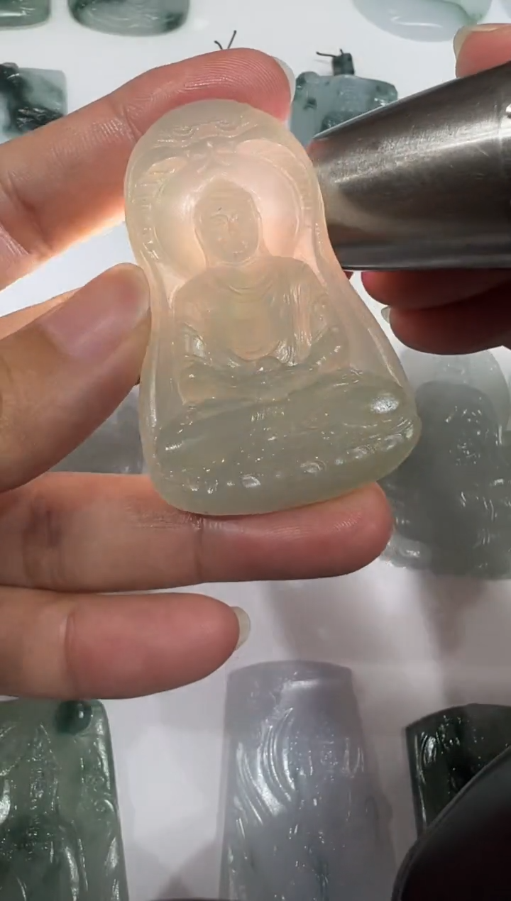 定制翡翠未镶嵌观音