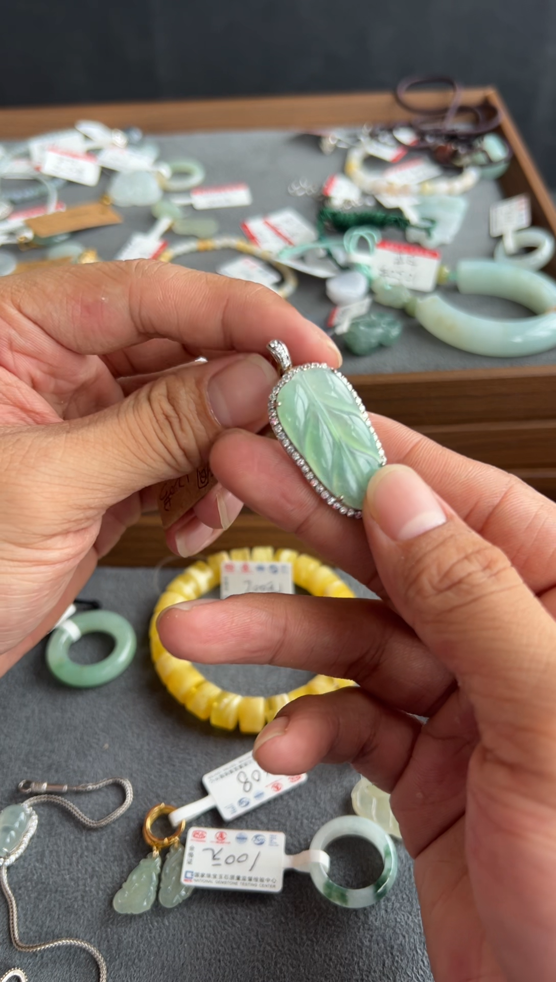 【闪购商品】翡翠未镶嵌吊坠(不含链)120号