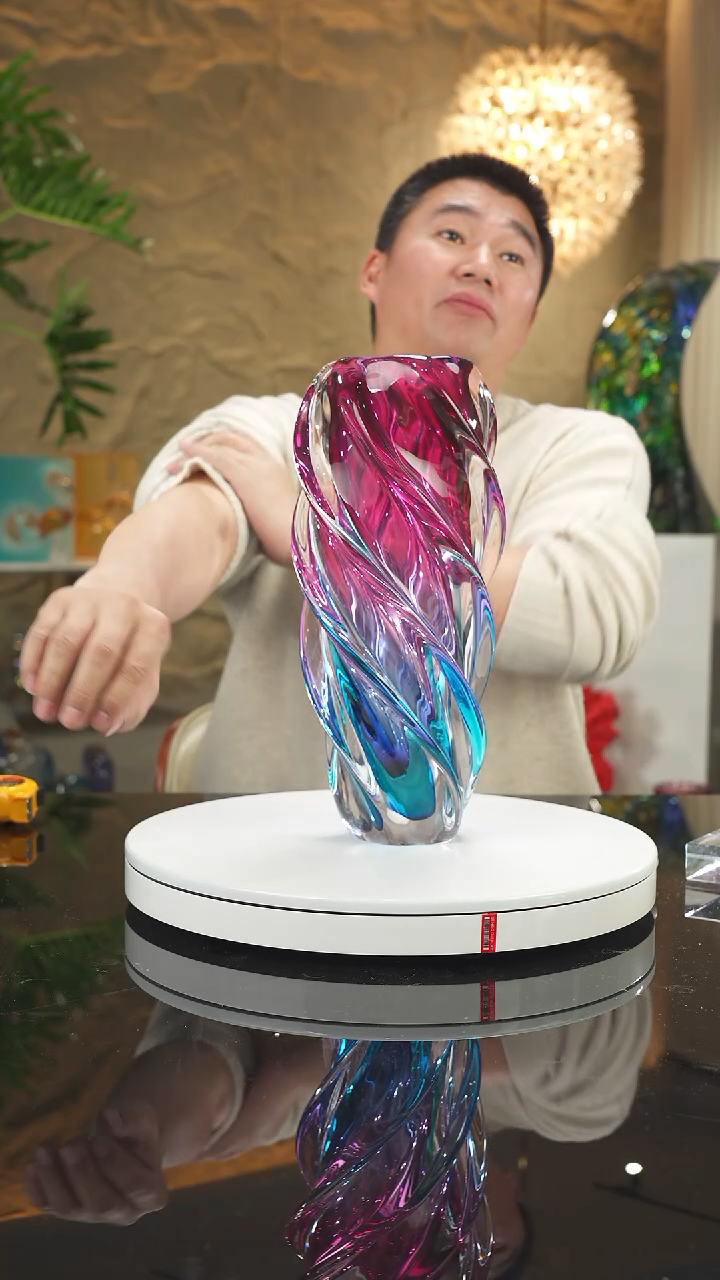 【闪购商品】摆件设计款金红蓝花瓶