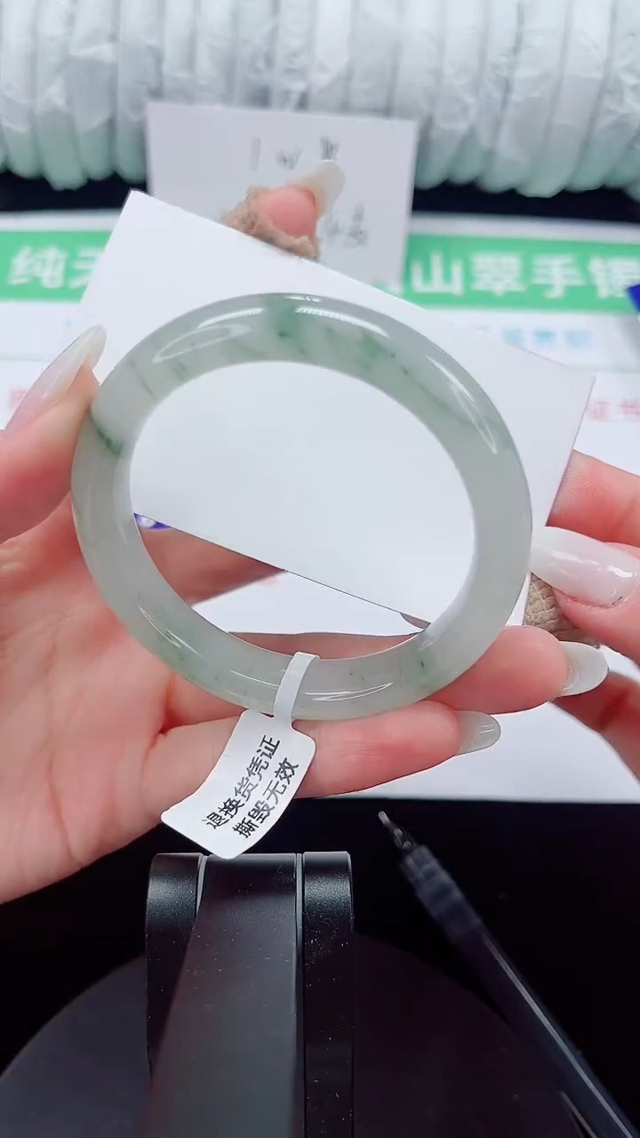 未镶嵌手镯石英质玉135-52/53