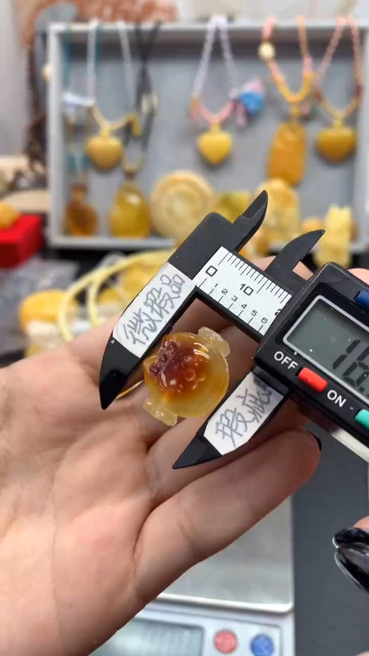 【闪购商品】琥珀珠宝奇石未镶嵌194