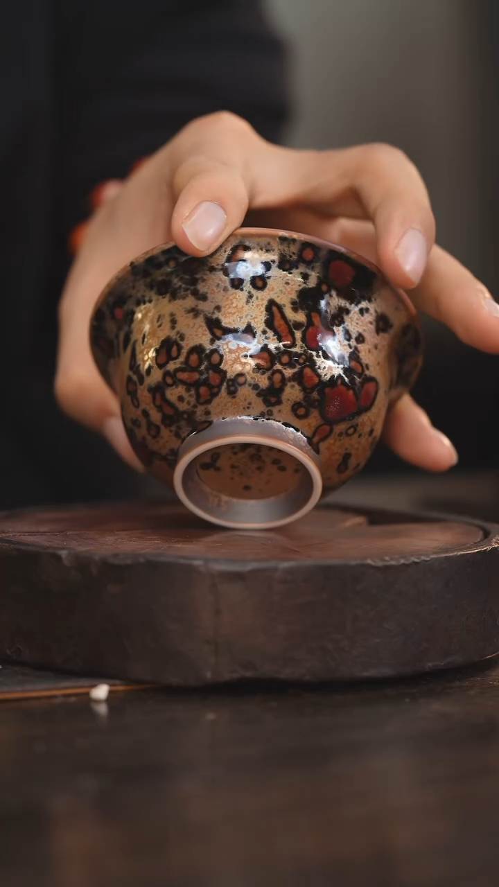 【闪购商品】杯132柴房陶瓷柴烧|斑鹿压手杯