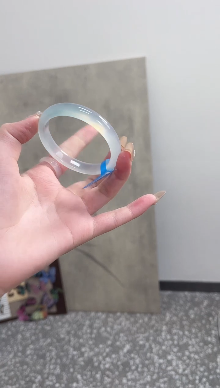 【闪购商品】玛瑙/玉髓手镯未镶嵌54圈