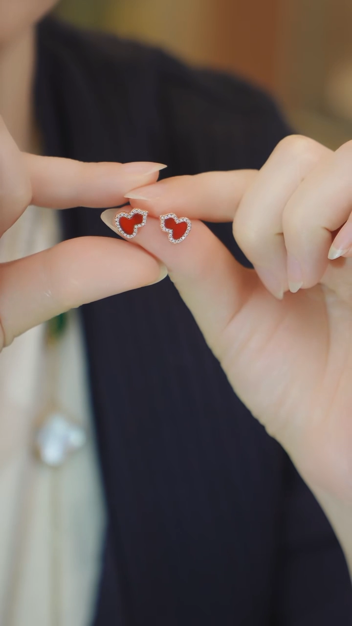 18K金镶嵌耳饰玛瑙/玉髓葫芦