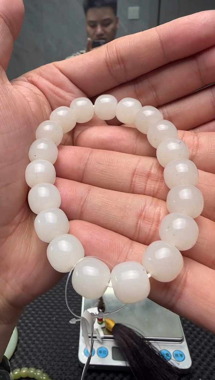 未镶嵌手串和田玉1**4黑山料手串卡10x11