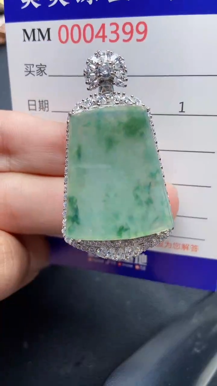 颈饰银S925镶嵌翡翠4399