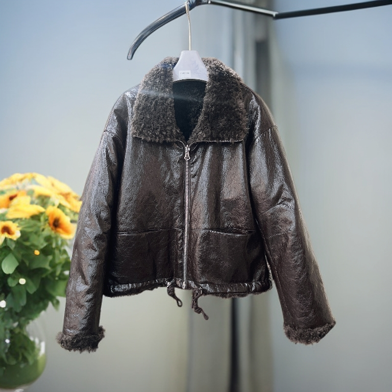 时尚休闲短外套25681