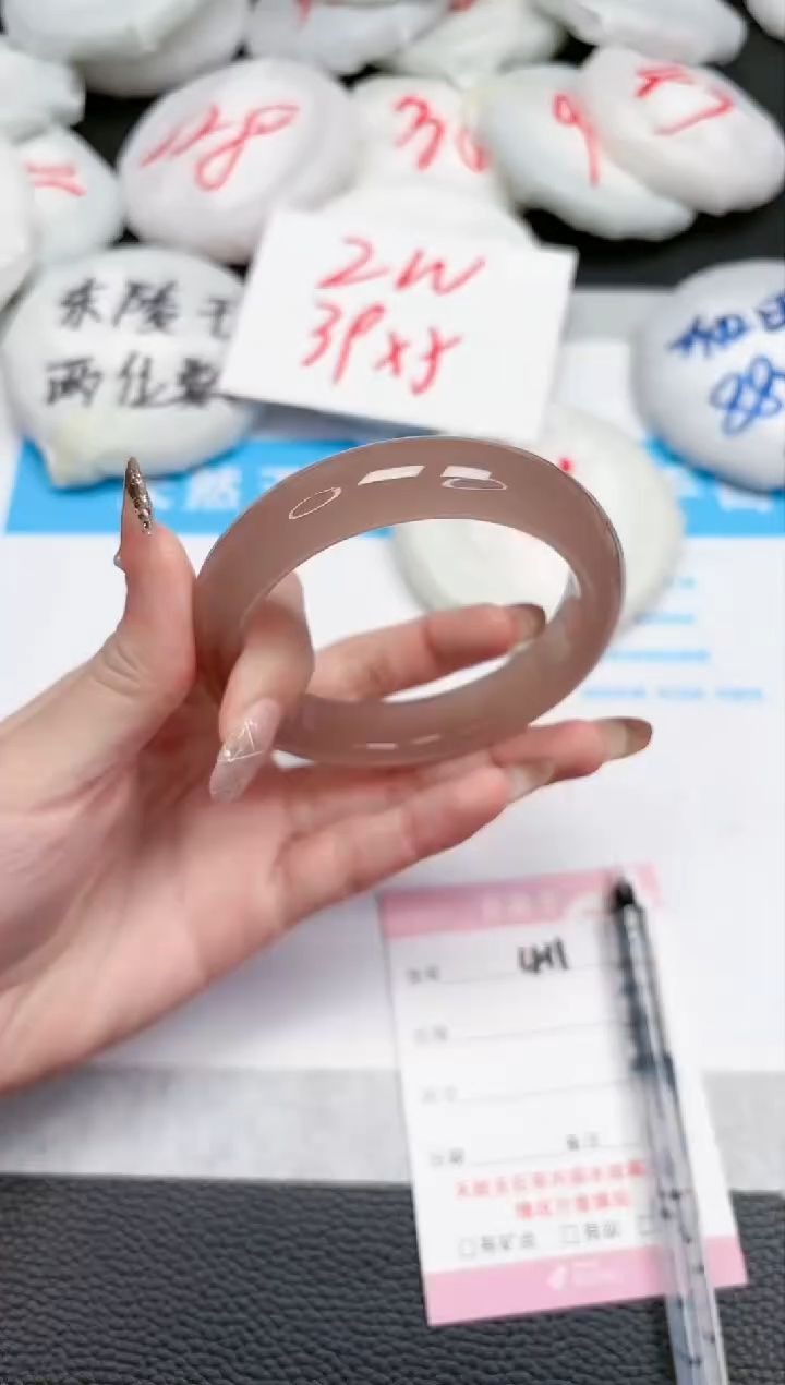 【闪购商品】石英质玉手镯未镶嵌411-59.4