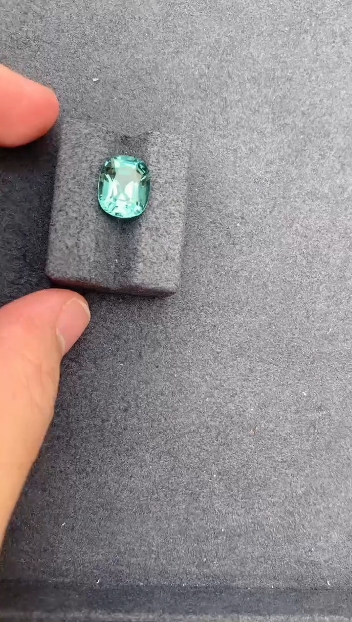 【闪购商品】碧玺裸石未镶嵌4ct绿碧玺