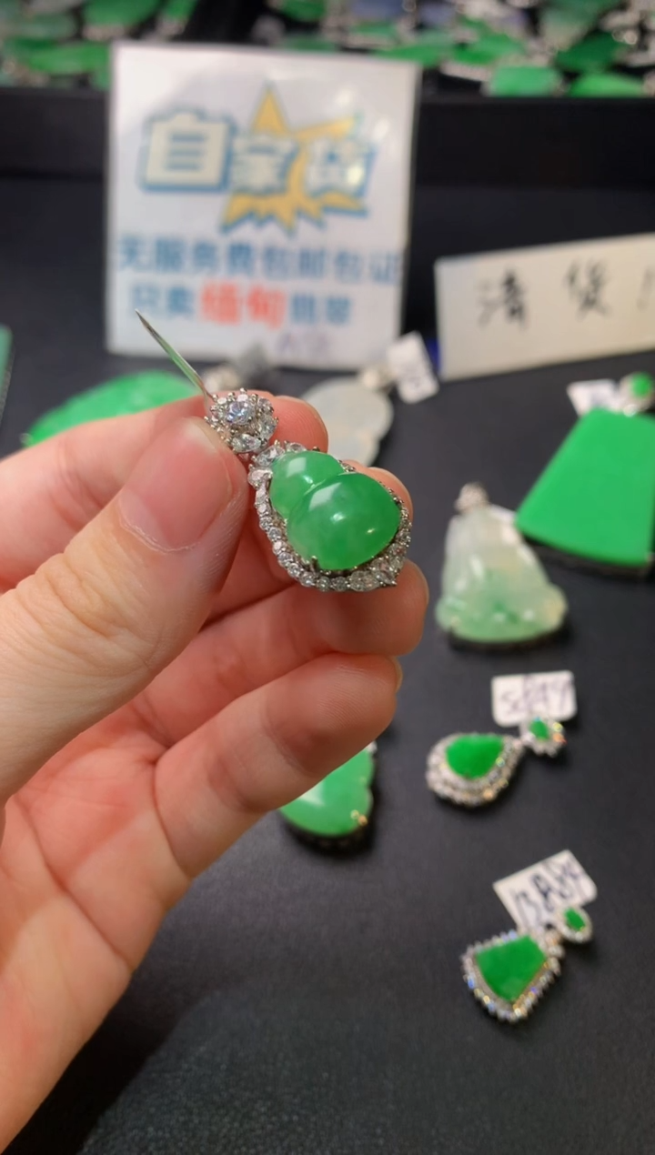 颈饰银S925镶嵌翡翠翡翠